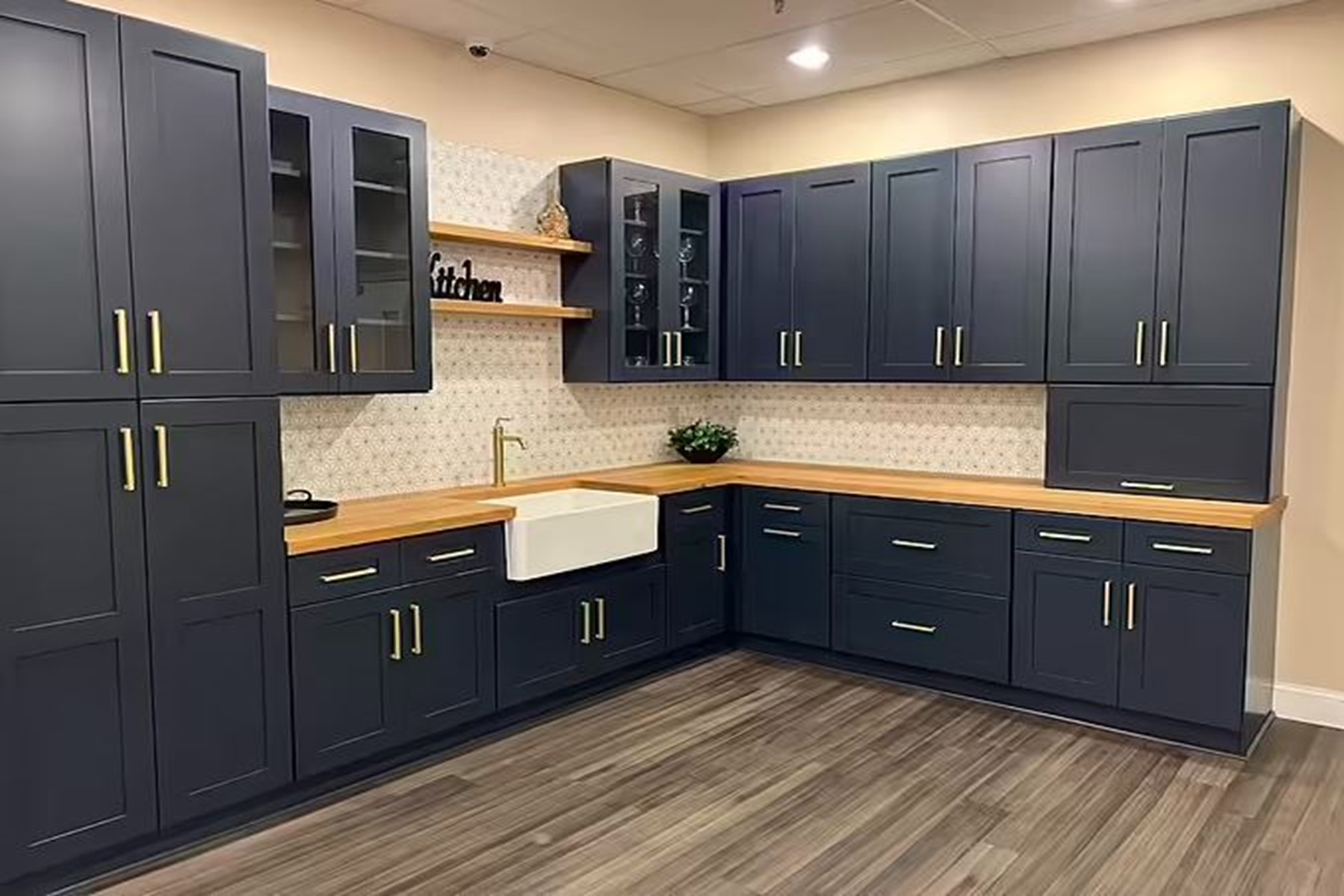 Ready-to-Assemble kitchen in Navy Blue with brass hardware